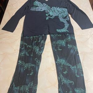 Children’s place Boys pajamas set